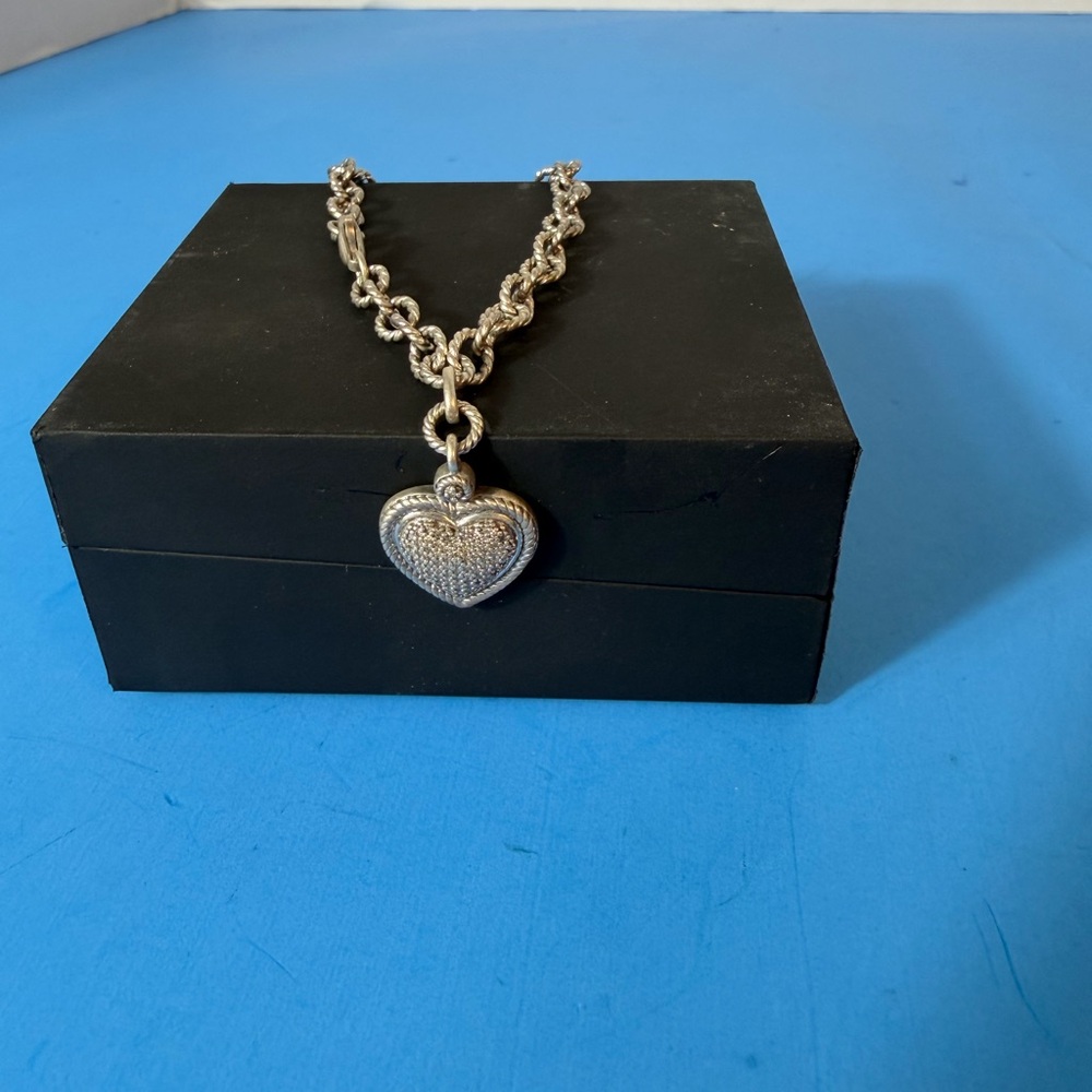 925 Elegant Silver Heart Pendant Necklace